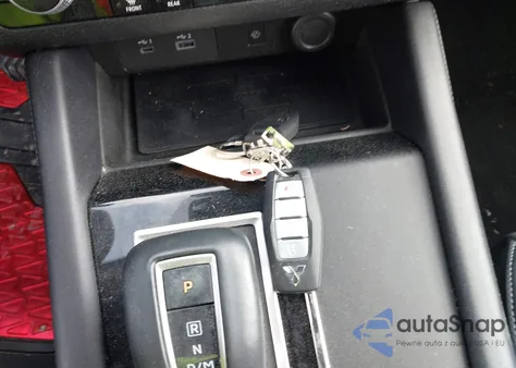 2024 Mitsubishi Outlander Se 2.5 2Wd z USA, uszkodzony, nr VIN JA4J3VA8XRZ011720